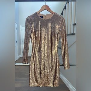 NWT BEBE gold sequin long sleeve dress. Size - Small